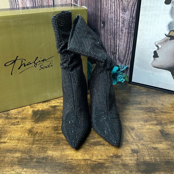Thalia Sodi Women's Raquell Rhinestone Slouch Dress Boots size 7 nwt and box - Picture 2 of 6